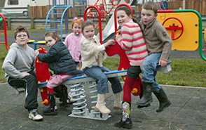 Những điều cần lưu ý khi cho trẻ vui chơi ở Sân chơi trẻ em